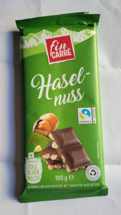German milk chocolate with Hazelnut 100g resmi