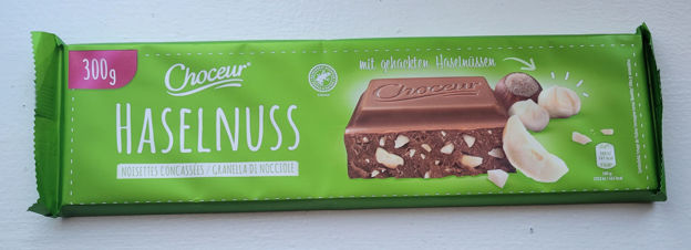 Austrian Choceur milk chocolate with Hazelnut 300g resmi