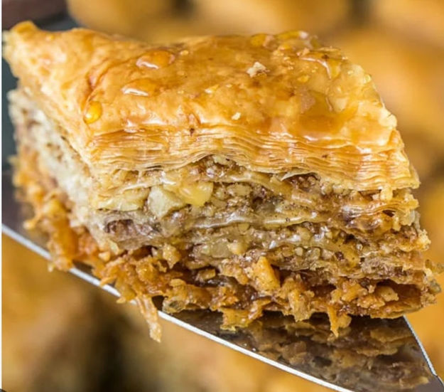 Homestyle tray Baklava w/Walnut & Honey 623g resmi