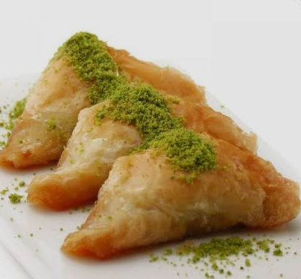 Picture of Golda Sobiyet w/double pistachio 14Oz Baklava